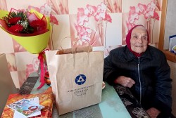 Округ 5 Ветераны принимают поздравления 